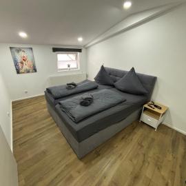 Ferienwohnung zur Fröhlichkeit II, khách sạn ở Niederdorla