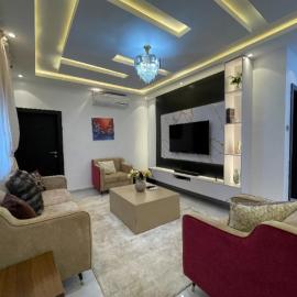 HOMEWORTH SPACES - Shortlet Apartmemt, hotel u gradu Alimosho