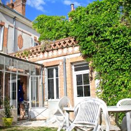 les Thiausères, Hotel in Romorantin-Lanthenay