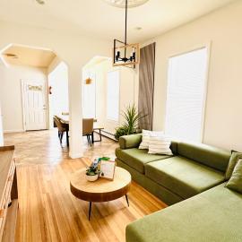 Spacious 3BR Near Boston Free Parking