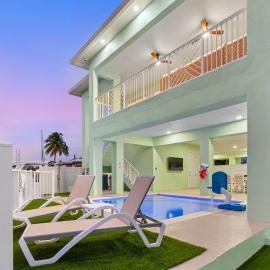 Aqua Verde Waterfront Gem Dock Game Room