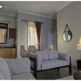 The Summit 1 bedroom apartment, Hotel in Kampala