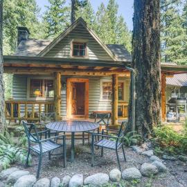 Wallace Cottage - Meredith Lodging、Welchesのホテル