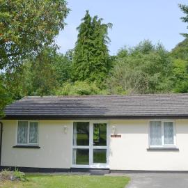 Trevarno - B6527, hotel in Saint Cleer