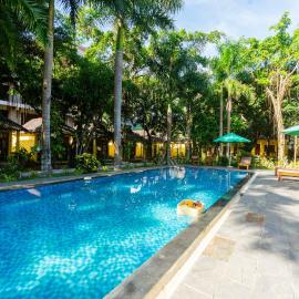 Green Bungalow Garden - Quiet Tropical Retreat, 5 Min To Beach