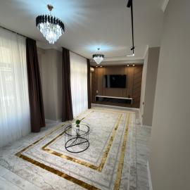 Туркестан VIP КАРАВАН, hotel di Türkistan