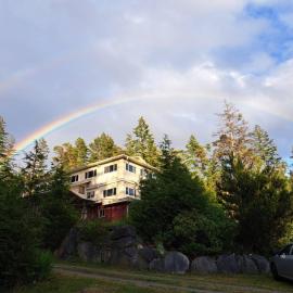 Madeira Park में, होटल Sunshine Coast Meditation Center陽光海岸禪修中心