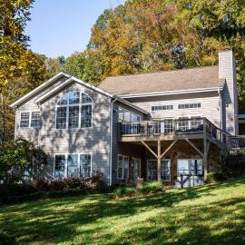 Dockside Dream – Your Perfect Waterfront Escape, hotel in Lexington