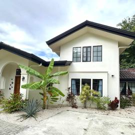 Casa Mariposa - villa with infinity pool, near beach, hotel a Brasilito
