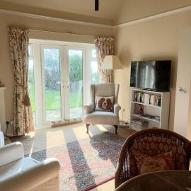 Tarandoun Cottage, hotel in Helensburgh