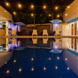 Hotel deluxe oasis de la colina boutique, Hotel in Girardot