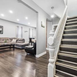 Modern 5BR Home Perfect for Families, hotel en Niagara Falls