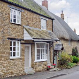 The Old Sweet Shop, hotel in Hook Norton