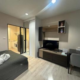 ห้องพัก แบบ Studio ติดเซ็นทรัลเวสเกต, hotel in Ban Bang Krabu