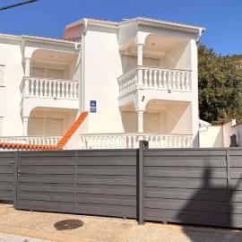 Holiday home in Dramalj 5745, hotel em Dramalj