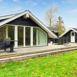 3 Bedroom Gorgeous Home In Knebel, hotell i Knebel