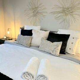 Fieldstone Estate, Hotel in Tillsonburg