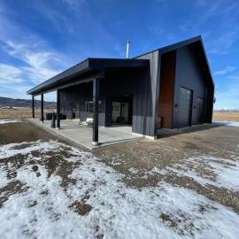 Star Valley Barndominium Unit A，Thayne的飯店