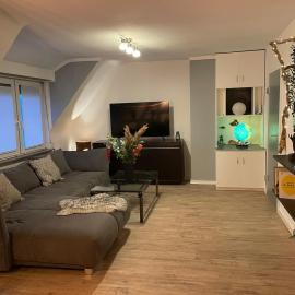 Hungen에 위치한 호텔 Konfortable Wohnung mit Balkon und Gartenblick