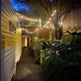 Australian Retro Beach stay, отель в Рае