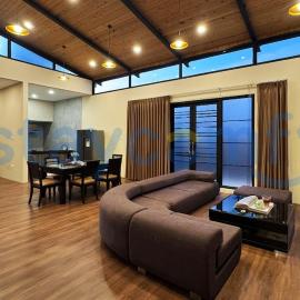 5BR Large Villa Crown Hill Estate F26