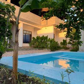 BD House, Hotel in Paje