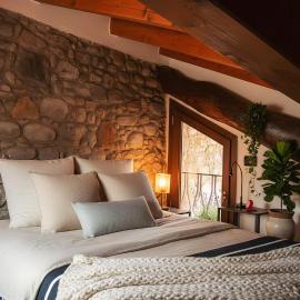 Piccola casa vacanze - Small vacation house, hotel in Porto Valtravaglia