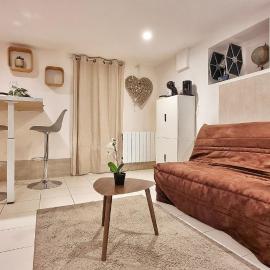 Gîte Renaud et Lauren - Terrace - Horbourg-Wihr、オルブールのホテル
