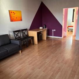 Amazing entire Apartment, U79&S1, Messe, Airport, Hbf, 6-Seen-Platte, hotel in Duisburg