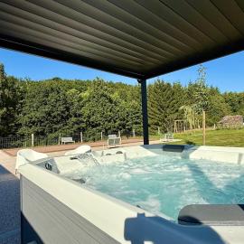Maison Loulou - 14pers - Jacuzzi - Pétanque - Baby foot