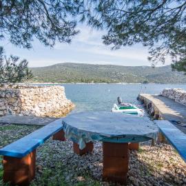 Secluded fisherman's cottage Cove Ladjin - Landjin, Pasman - 8500