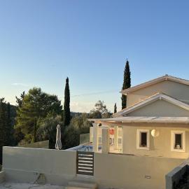 Giardinia Holiday Homes with Private Pool