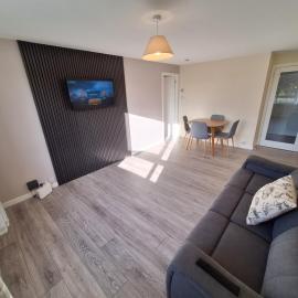 Spacious Two Bed Close To City Centre!!