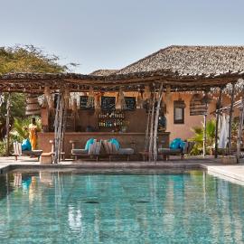 Yokan Lodge, hotell i Palmarin