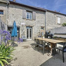 pleasant old and comfortable little house