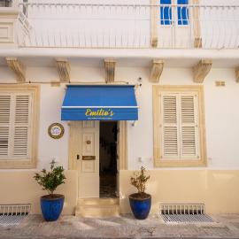Emilio's Suites, hotel in Sliema