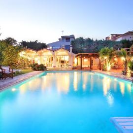 Oasis Pool House by GHH, hotel v destinaci Lagonisi