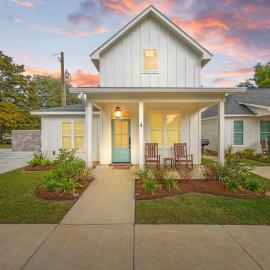 New Ace Cottage - King Bed - Loft - Sports Complex, hotel a Youngsville