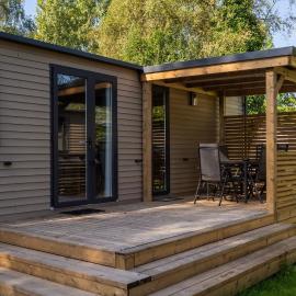 Camping Papillon Kinrooi - Vakantiehuis Familie 6P, хотел в Kinrooi