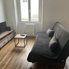 Appartement avec terrasse, hotel a La Loupe