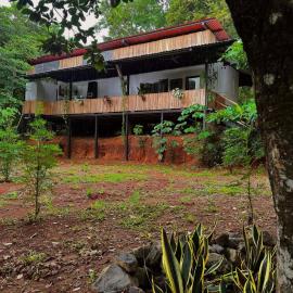 Casa Laurel