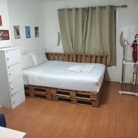 Happiness Condo แฮปปี้เนส คอนโด รับกุญแจที่ Pick up Key at Comfy hotels, Hotel in Sathani Lat Krabang