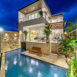 818 Villas - New Modern Designer Canggu Villas with Rooftop and Ricefield Views