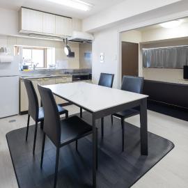 マンションメゾンV206 maisonV206, Hotel in Gifu