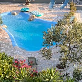 Villa Last Chance, Brač, hotel in Povlja