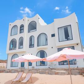 La Mer Boutique House