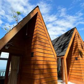 Mentari Ocean View Resort، فندق في Tamperan