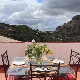La Casa Colores, hotel in Casares