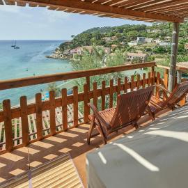 Camping Village Scaglieri, hotel in Portoferraio