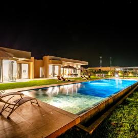 Villa Luxe Neuve , Piscine XXL , Sans vis-à-vis
